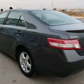 Toyota Camry 2010