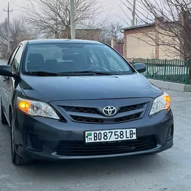 Toyota Corolla 2011