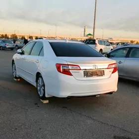 Toyota Camry 2012