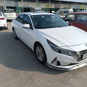 Hyundai Elantra 2020