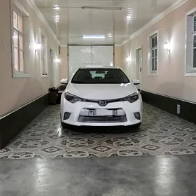 Toyota Corolla 2015