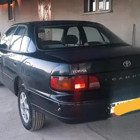 Toyota Camry 1995