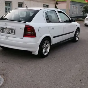 Opel Astra 2003