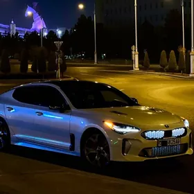 Kia Stinger 2018