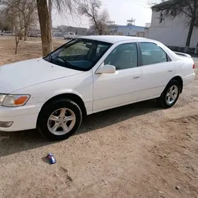 Toyota Camry 2000