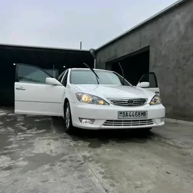 Toyota Camry 2005