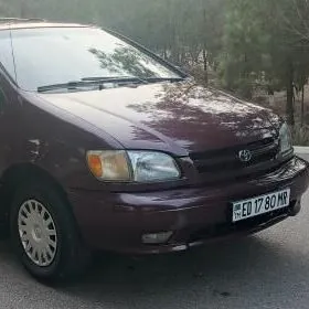 Toyota Sienna 2000