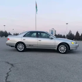 Toyota Camry 2000