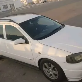 Opel Astra 2003