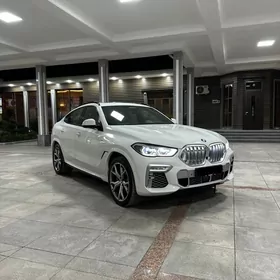 BMW X6 M 2022