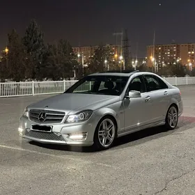 Mercedes-Benz C250 2012