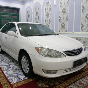 Toyota Camry 2005