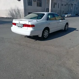 Toyota Camry 2000