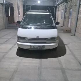 Toyota Previa 1993