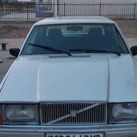 Volvo 740 1989