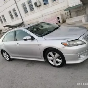 Toyota Camry 2010