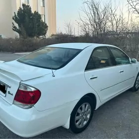 Toyota Camry 2005