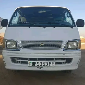 Toyota Hiace 2004