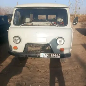 UAZ Profi 1996