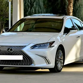 Lexus ES 350 2019