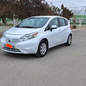 Nissan Versa 2013