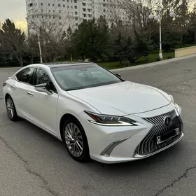 Lexus ES 350 2020