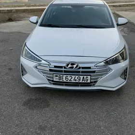 Hyundai Elantra 2019