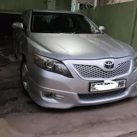 Toyota Camry 2010