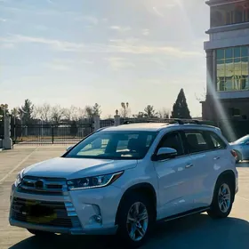 Toyota Highlander 2018