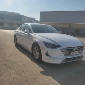 Hyundai Sonata 2022