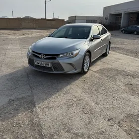 Toyota Camry 2016