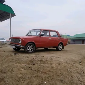 Lada 2104 1980