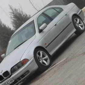 BMW E39 1998