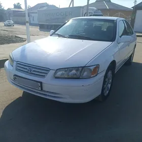 Toyota Camry 1998