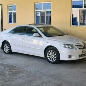 Toyota Camry 2010