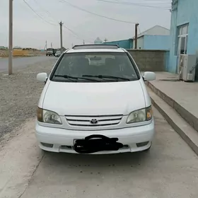 Toyota Sienna 2000