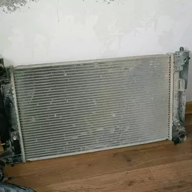 Corolla suw radiator