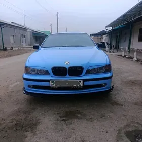 BMW E39 2003