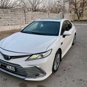 Toyota Camry 2018