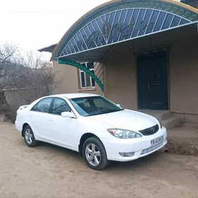 Toyota Camry 2005