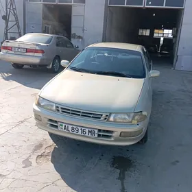 Toyota Carina 1993