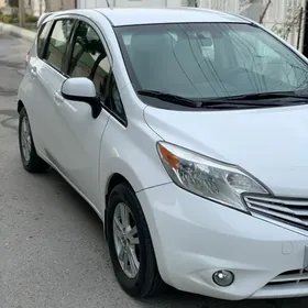 Nissan Versa Note 2013