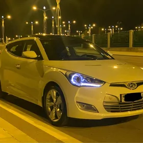 Hyundai Veloster 2013