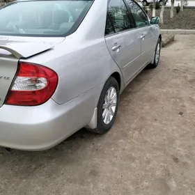 Toyota Camry 2004