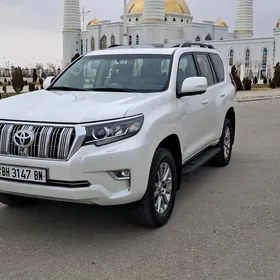 Toyota Land Cruiser Prado 2021