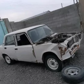 Lada 2107 1984