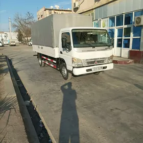 Mitsubishi Canter 2005