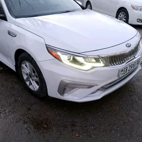 Kia Optima 2019