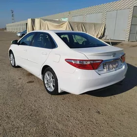 Toyota Camry 2016