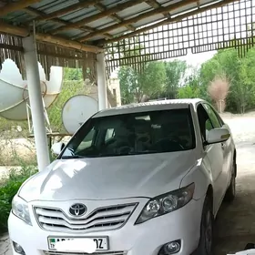 Toyota Camry 2010